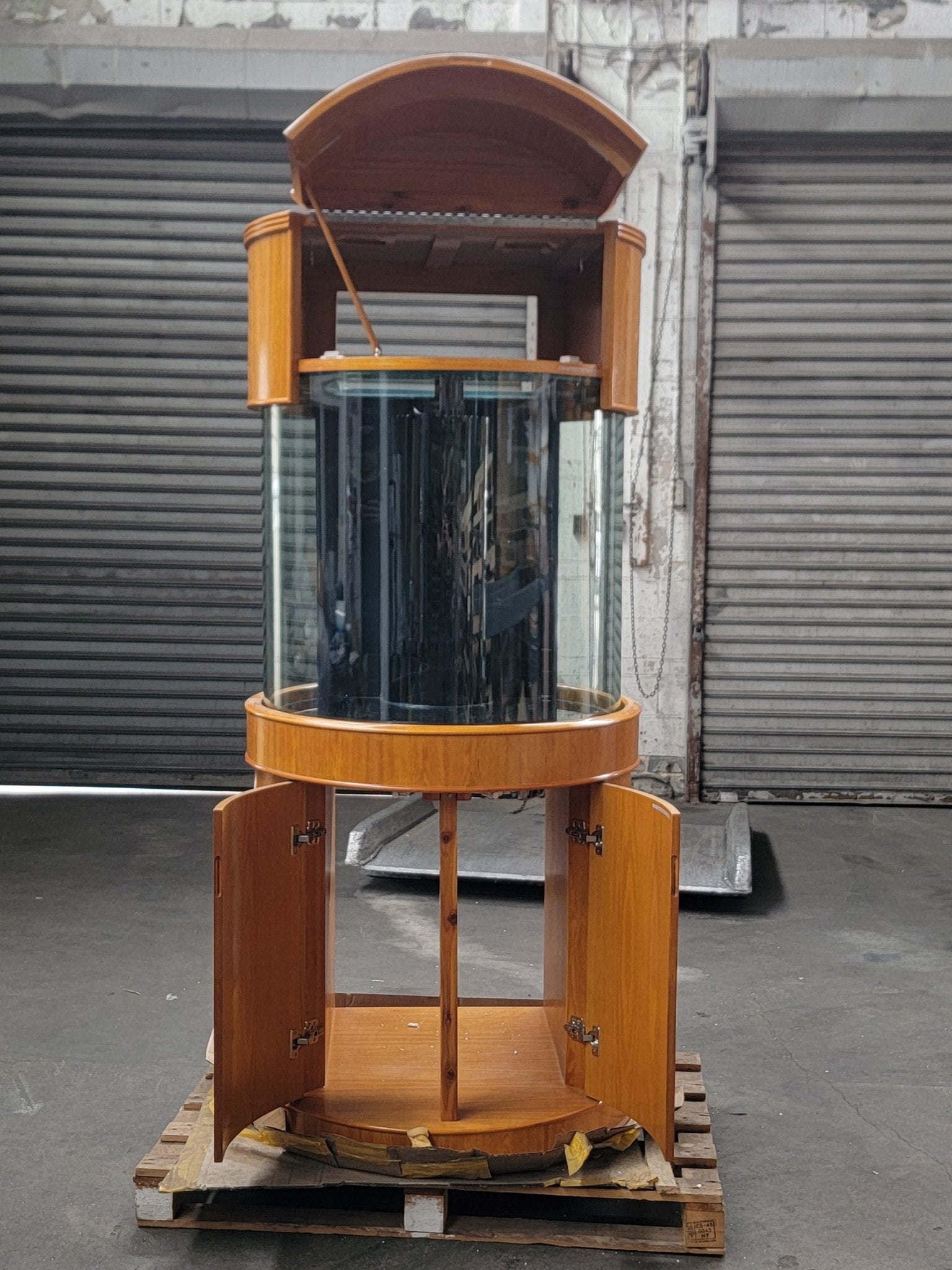 90g 3/4 Cylinder Glass Reef-Ready Aquarium in Golden Oak